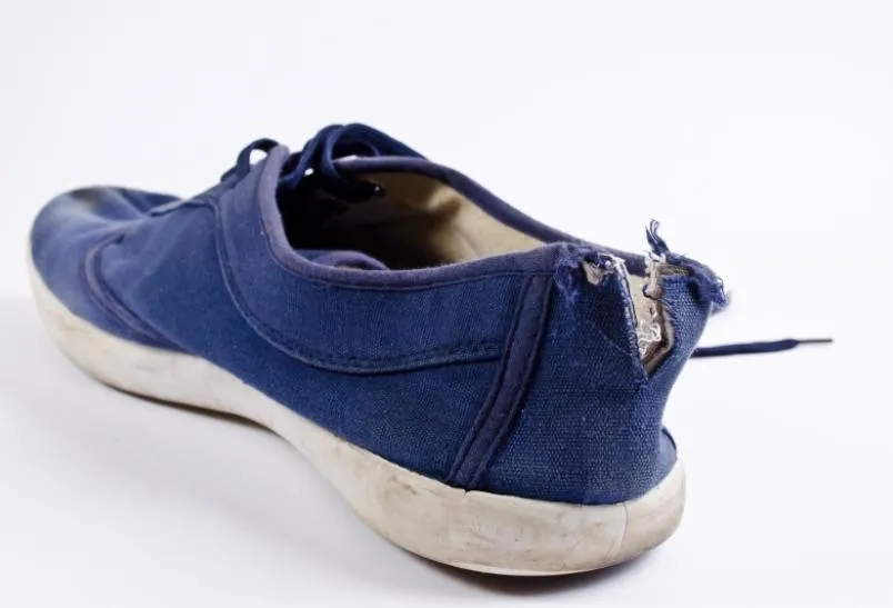 Czy można zwrócić buty z dropu? Ważne zasady zwrotu i procedury