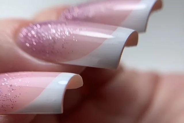 Stylizacja paznokci w Nowej Soli: najlepsze usługi i trendy w 2025