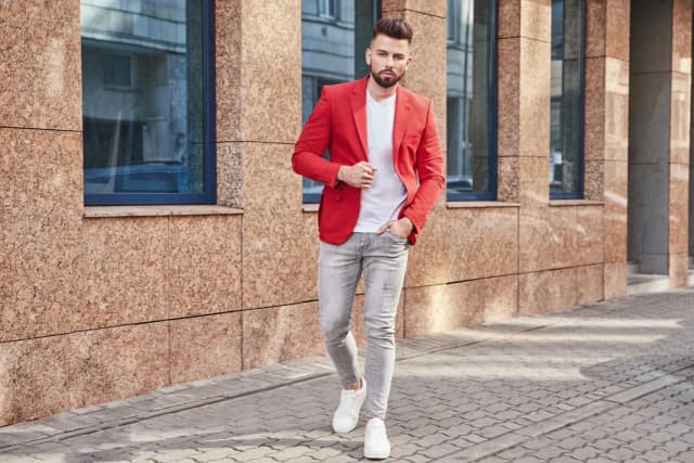 Młodzieżowe eleganckie stylizacje, które zachwycą na każdej uroczystości Młodzieżowe eleganckie stylizacje, które zachwycą na każdej uroczystości