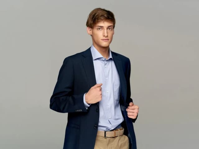 Męska stylizacja na imprezę: Jak wyglądać modnie na każdą okazję? Męska stylizacja na imprezę: Jak wyglądać modnie na każdą okazję?